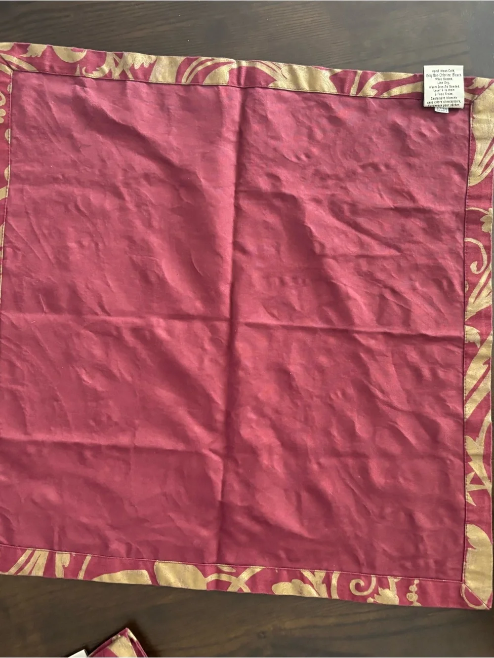 Pottery Barn Set of 6 Red Burgundy Gold Cotton Cloth Dinner Napkins 20